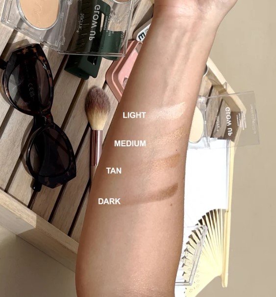 Technic Glow Up Luminous Face Powder - Dark