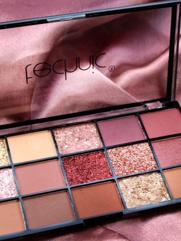 Technic Invite Only Pressed Pigment Palette